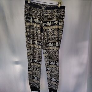 No Boundaries pants 
